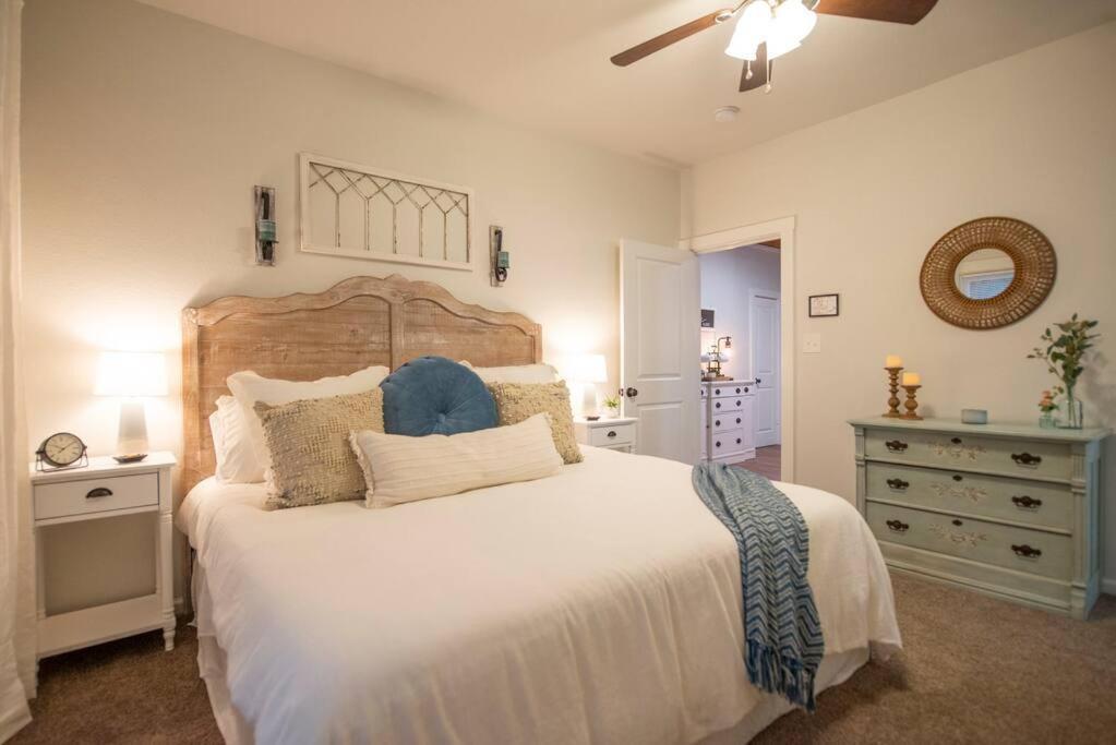 New-ethel Rose Cottage-5 Min To Magnolia Silos Casa vacanze *