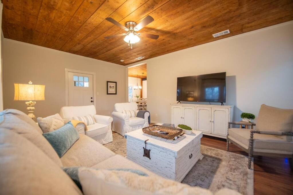 New-ethel Rose Cottage-5 Min To Magnolia Silos Casa vacanze